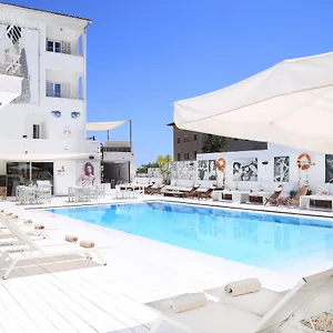 Hotel Zhero, Ca's Català